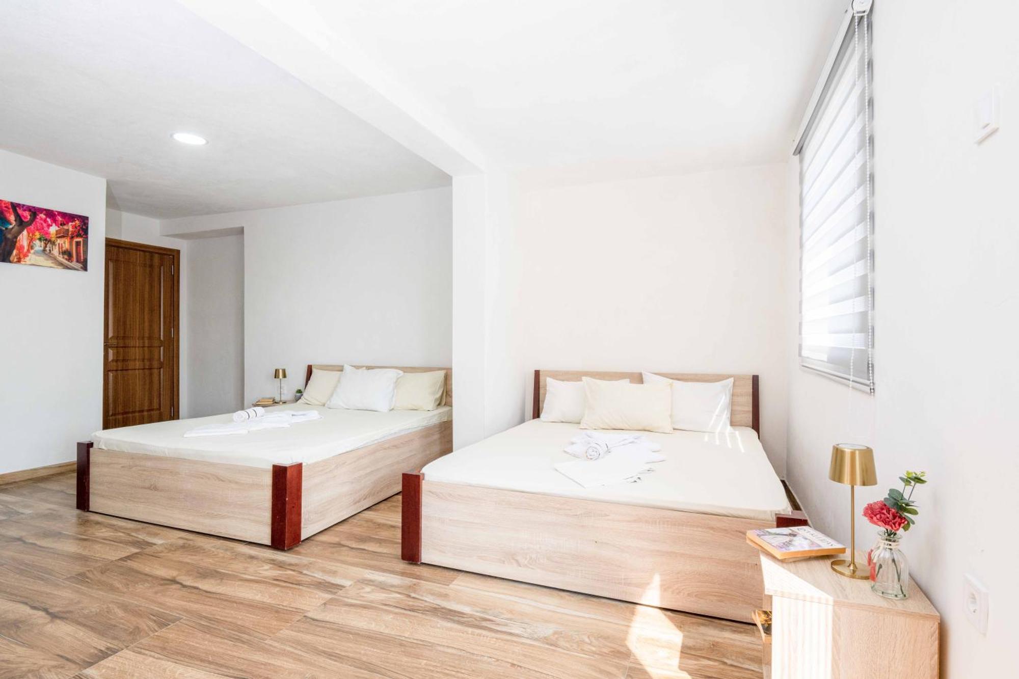 Sumice Inn Петровац Экстерьер фото