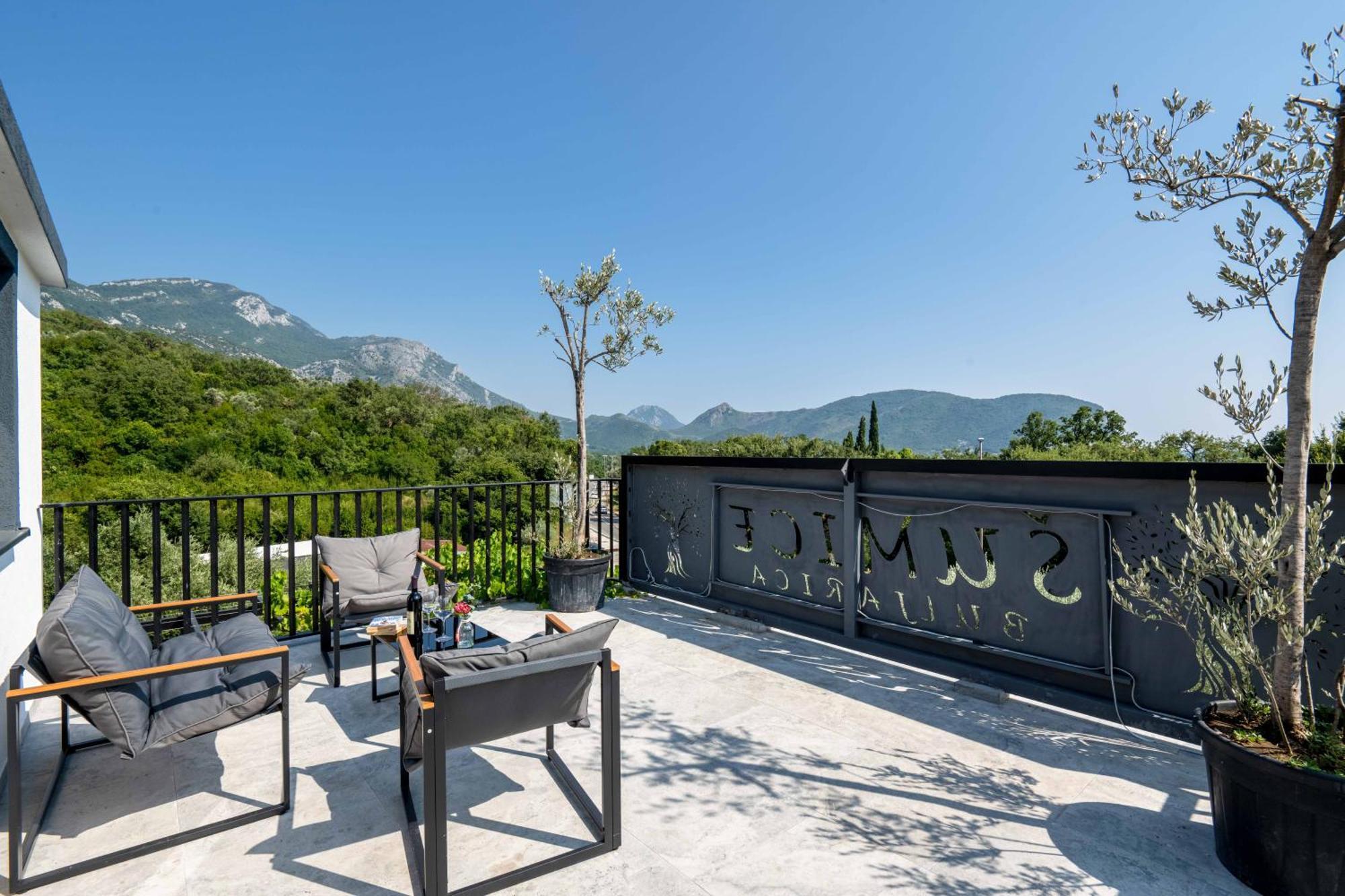 Sumice Inn Петровац Экстерьер фото
