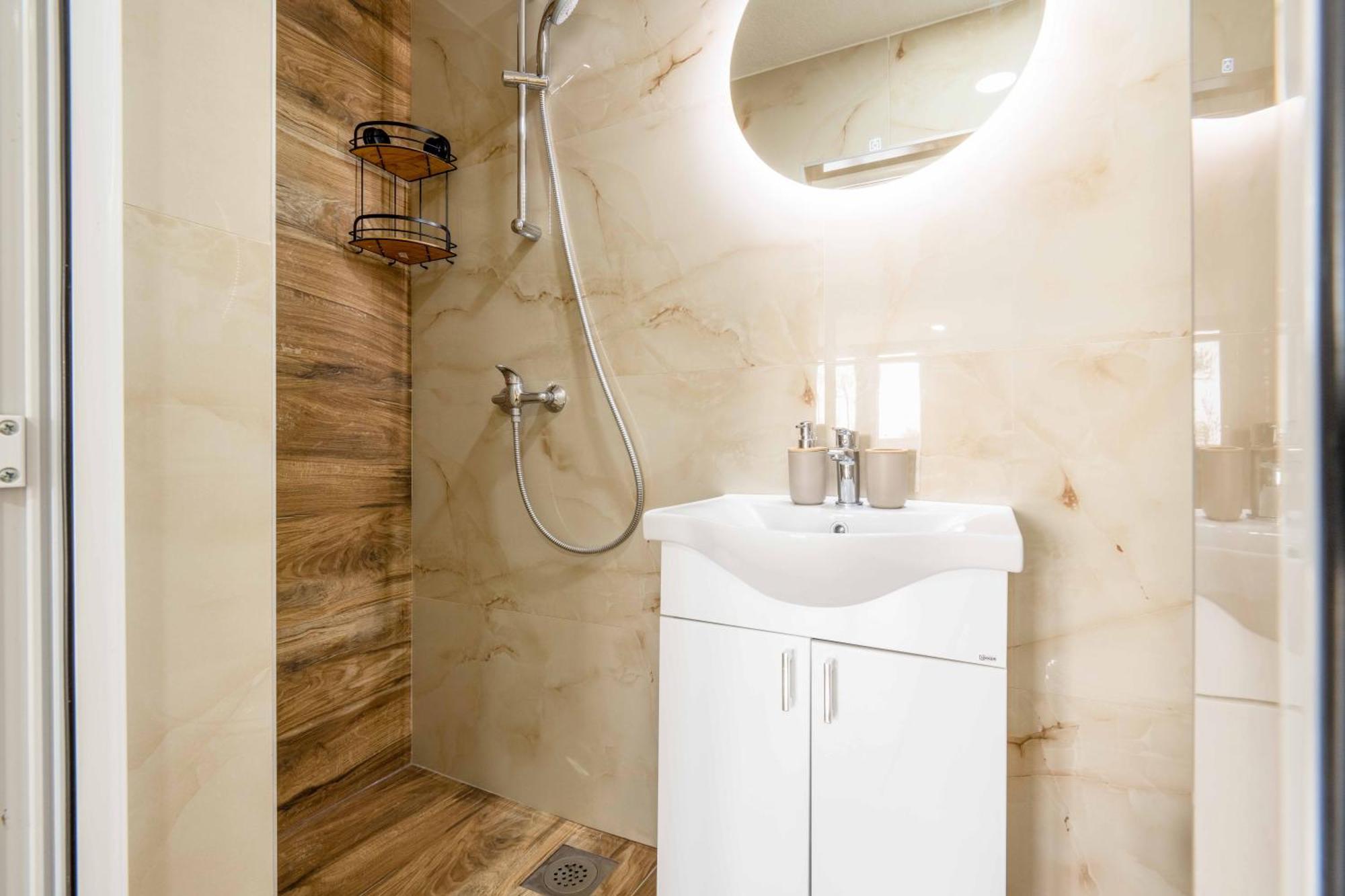 Sumice Inn Петровац Экстерьер фото