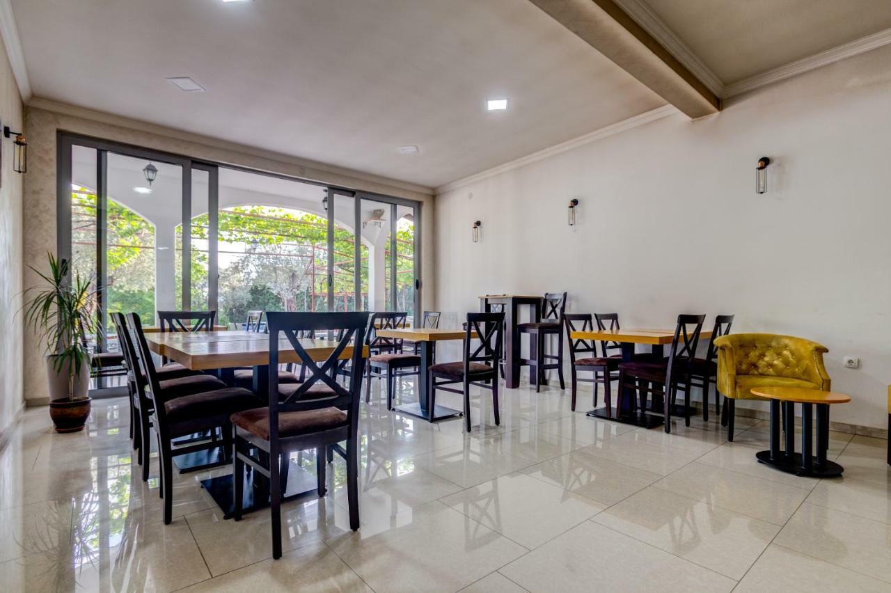 Sumice Inn Петровац Экстерьер фото